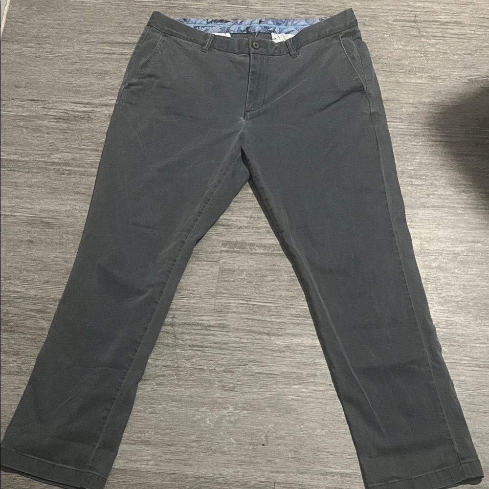 Tommy Bahama Men's Dark Gray Chino Pants